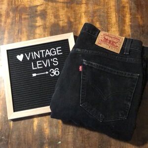 Vintage 550 Levi's Relaxed Fit, Y2K Red Batwing Paper Tag, Size 36x32